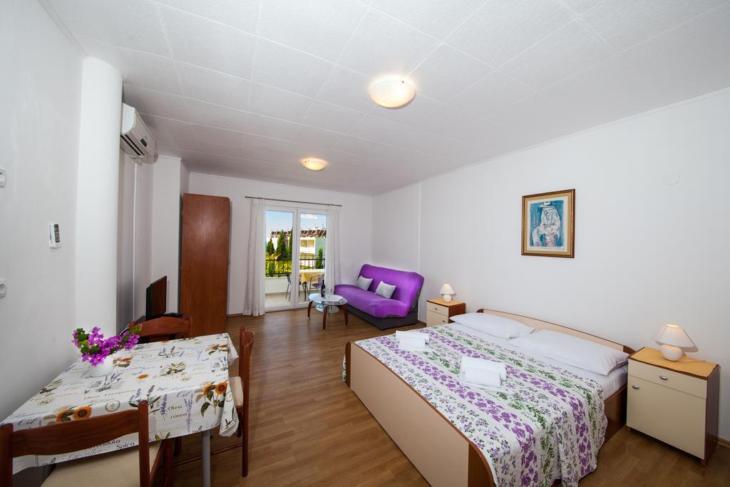 Apartments Kovacic ماكارسكا المظهر الخارجي الصورة